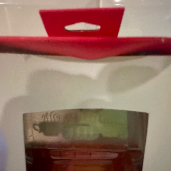 HALLMARK Central Perk~Friend’s TV show coffee house couch HANGING ORNAMENT NEW - Picture 6 of 16